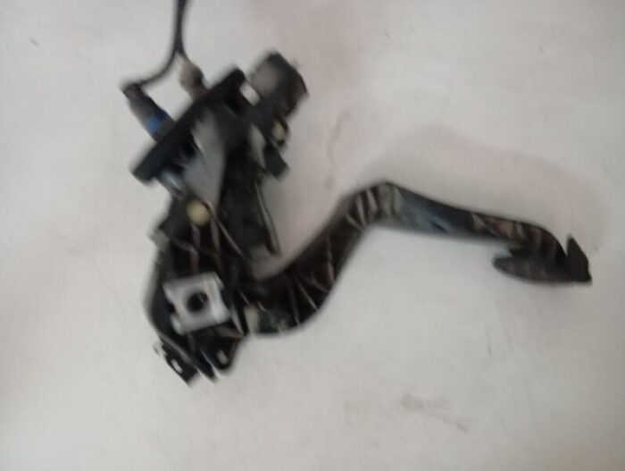 Pedal Embrague Ford Ka+ 2016