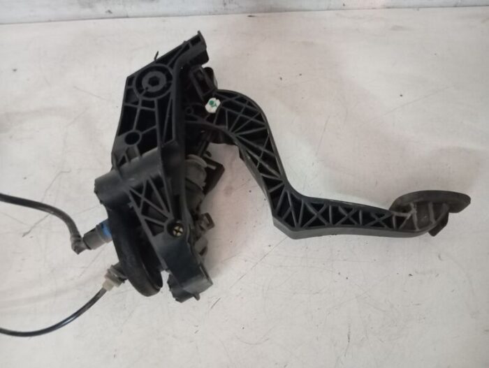 Pedal Embrague Ford Ka+ 2016