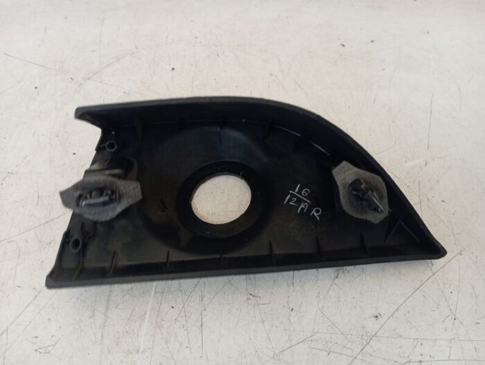 Moldura interna retrovisor izquierdo Ford KA+ 2016