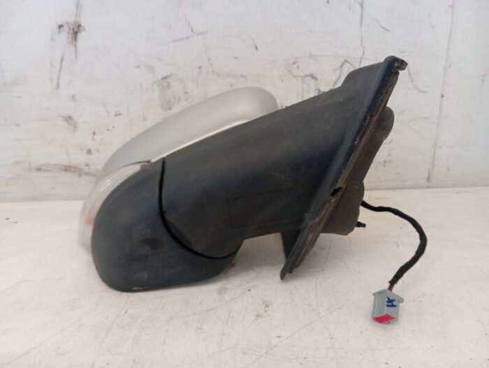 Retrovisor Derecho eléctrico Ford Ka+ 2016