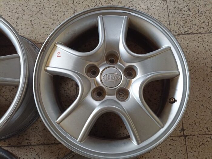 Llanta aluminio Kia Sportage 2007