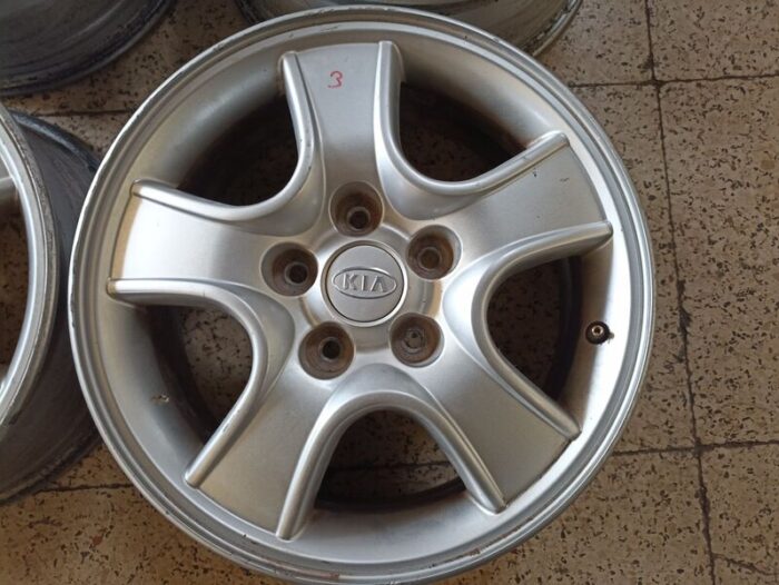 Llanta aluminio Kia Sportage 2007