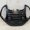 Moldura con controles multimedia Ford Ka+ 2016