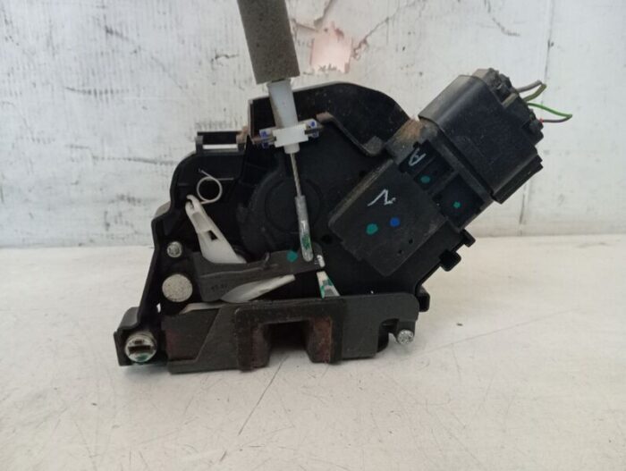 Cerradura Puerta Trasera Izquierda Ford Ka+ 2016