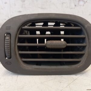Aireador izquierdo Chrysler Voyager IV 2003
