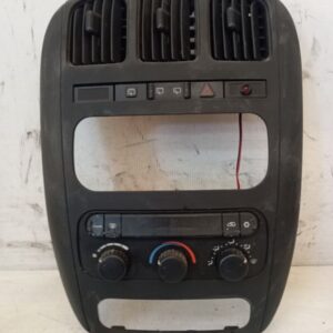 Consola central con control clima Chrysler Voyager IV 2003