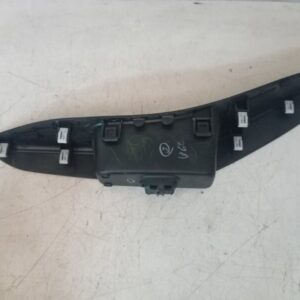 Moldura tirador interior puerta trasera izquierda Ford KA+ 2016