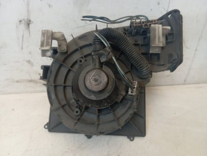 Motor calefacción interior Nissan Almera II N16 2005
