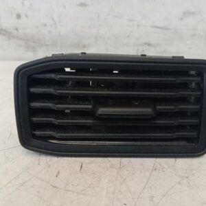 Rejilla aireadora delantera derecha Volkswagen Caddy III 2020