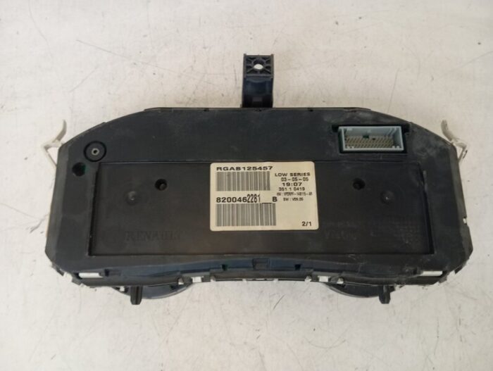 Cuadro instrumentos Renault Megane II 2005 gasolina