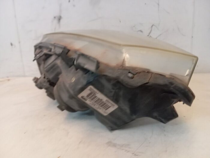 Faro Izquierdo Renault Megane II 2005