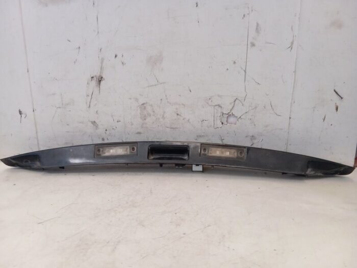 Moldura portón trasero con pulsador y luces matrícula Fiat Stilo (192) 2003