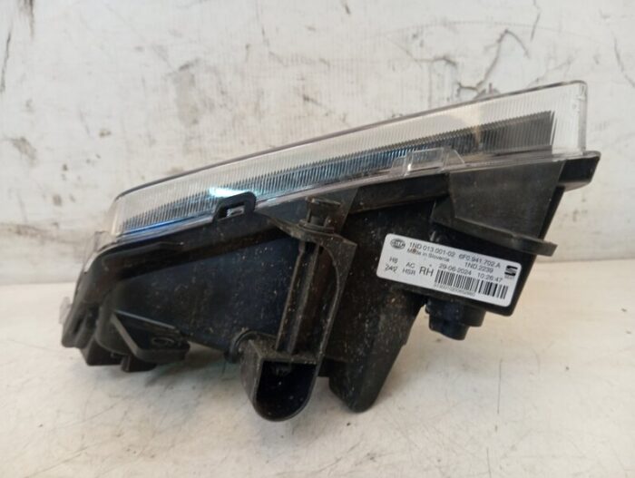 Piloto antiniebla con luz de curva Delantero derecho Seat Ibiza V FR (KJ1, KJG) 2024