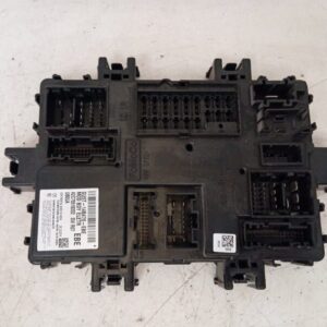 Caja Relés Fusibles Ford KA+ 2016
