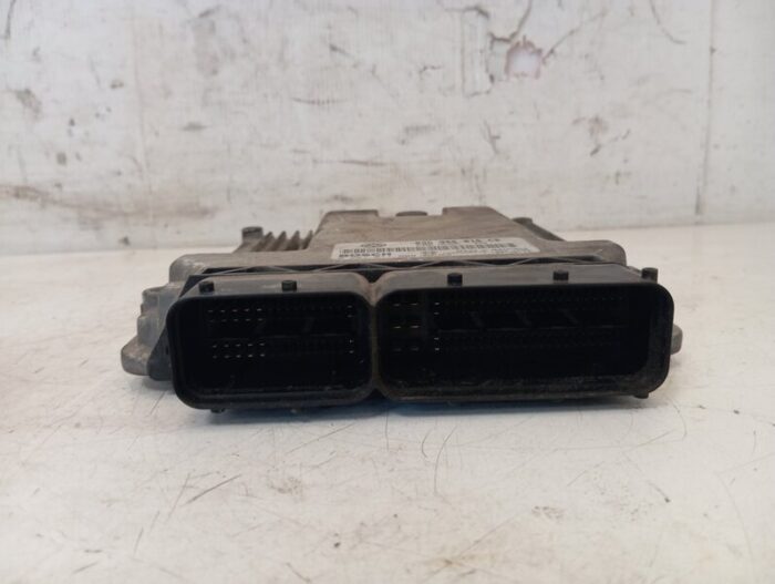 Centralita Motor UCE Volkswagen Golf V BXE 2004 diésel