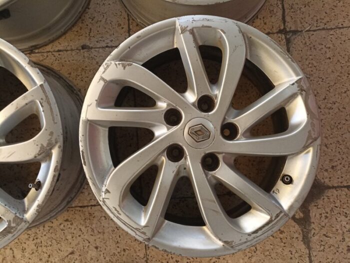 Pack 4 Llantas aluminio Renault Megane III Fastback 2015