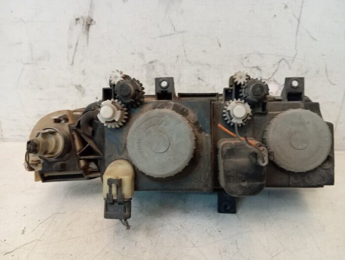 Faro izquierdo Lancia Delta II (836) 1999