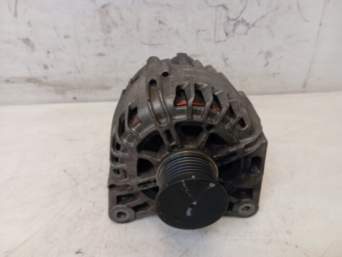 Alternador Renault Clio Grandtour 2008 diésel