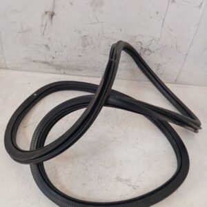 Goma Contorno Puerta trasera derecha Seat Ibiza V FR (KJ1, KJG) 2024