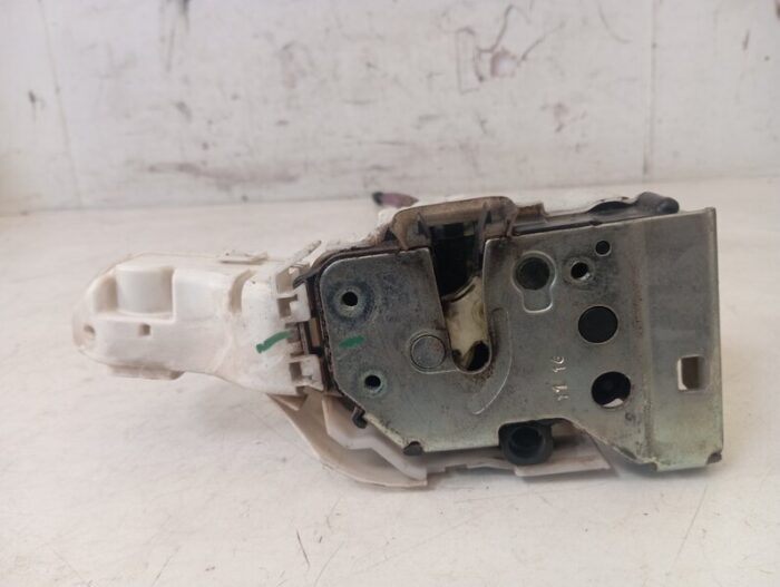 Cerradura Puerta Delantera Izquierda Fiat Tipo (356) 2016