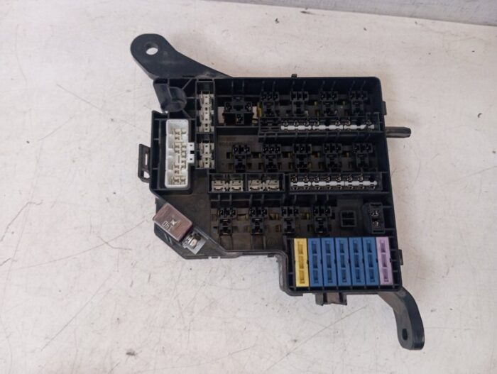 Caja de fusibles Hyundai Matrix 1.5 CRDI 2003