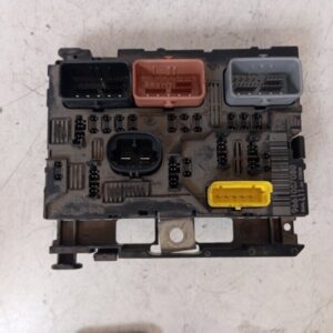 Caja Relés Fusibles Peugeot 307 Break 2001 diésel