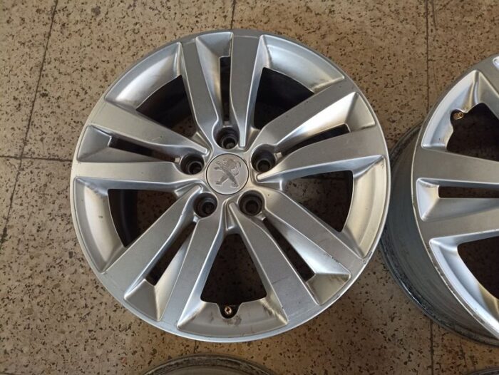 Juego 4 Llantas Peugeot 308 II 2015