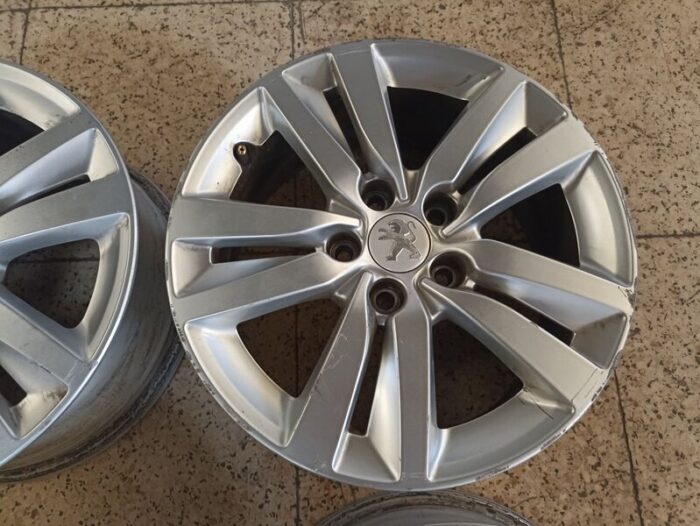 Juego 4 Llantas Peugeot 308 II 2015