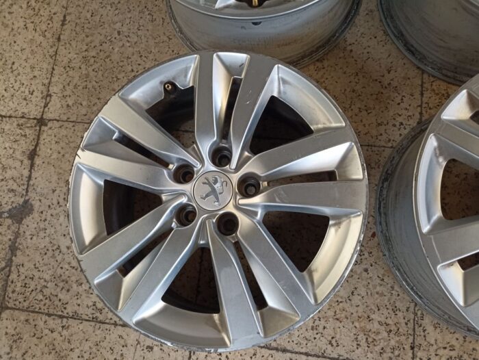Juego 4 Llantas Peugeot 308 II 2015