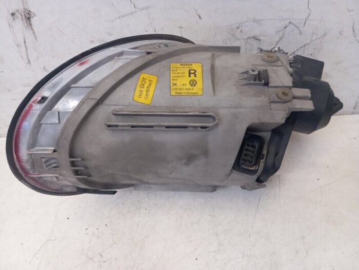 Faro Derecho Volkswagen New Beetle 2001