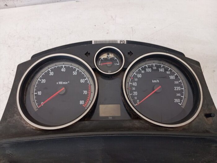 Cuadro Instrumentos Opel Astra H gasolina 2006