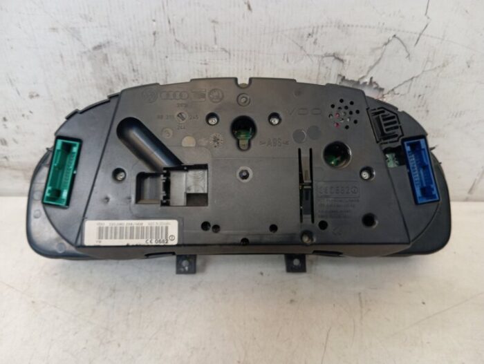 Cuadro Instrumentos Volkswagen Passat 1.9 TDI 2004