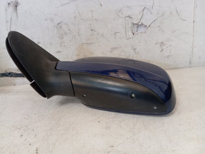 Retrovisor izquierdo manual Volkswagen Polo (6N2) 2001