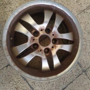 Llanta aluminio R16 BMW Serie 3 E90 320 2004