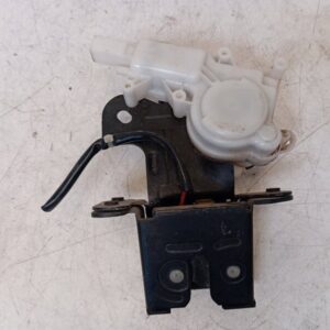 Cerradura Maletero / Portón Mazda 3 2007
