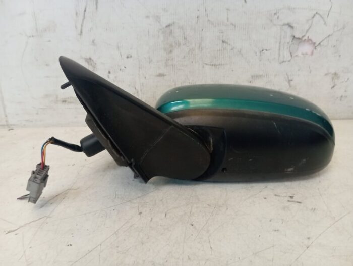 Retrovisor izquierdo eléctrico Nissan Almera Tino 2001