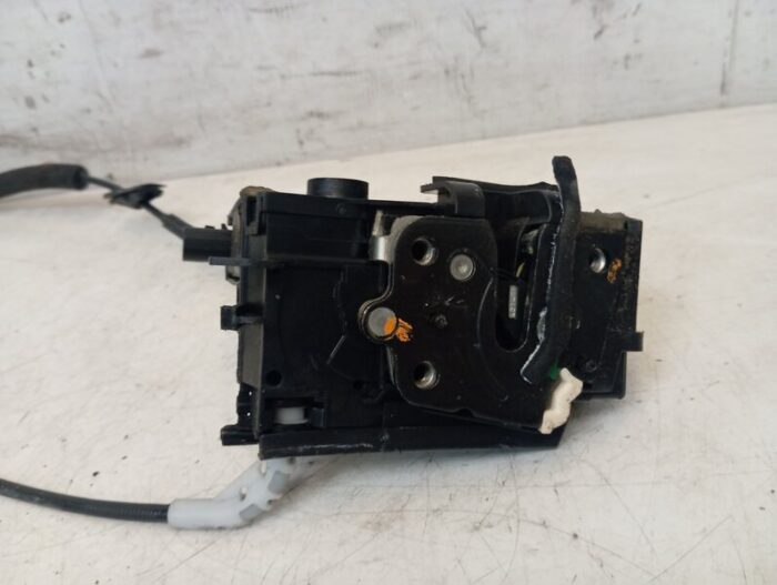 Cerradura Puerta Trasera Derecha Peugeot 308 2015