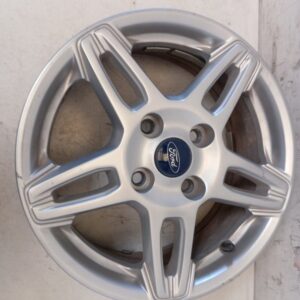 Llanta aluminio R15 Ford Ka+ 2016