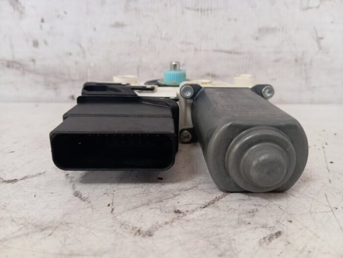 Motor Elevalunas Trasero Izquierdo Volkswagen Golf V (1K1) 2004