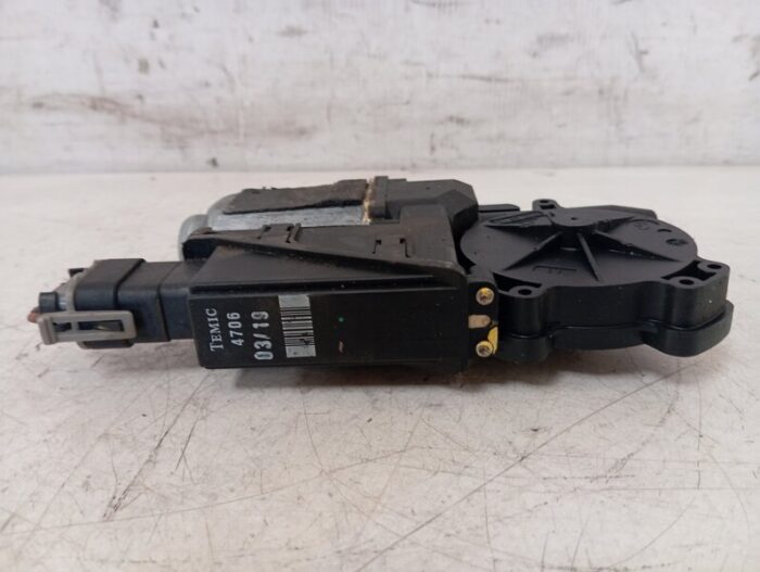 Motor Elevalunas Delantero Derecho Opel Corsa C 2002