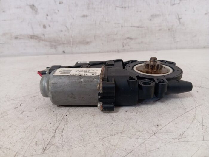 Motor Elevalunas Delantero Derecho Opel Corsa C 2002