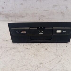Modulo cargador USB Hyundai i20 III (BC3, BI3) 2021