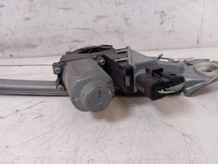 Elevalunas eléctrico Trasero Derecho Peugeot 307 2006