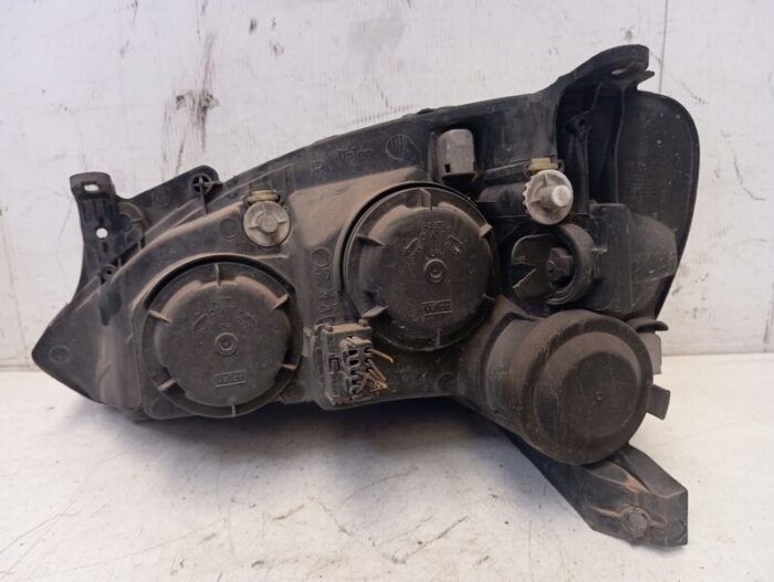 Faro derecho Opel Combo 2009