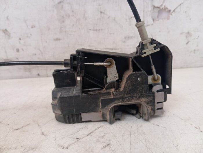 Cerradura Puerta Delantera Izquierda Opel Astra G 2001