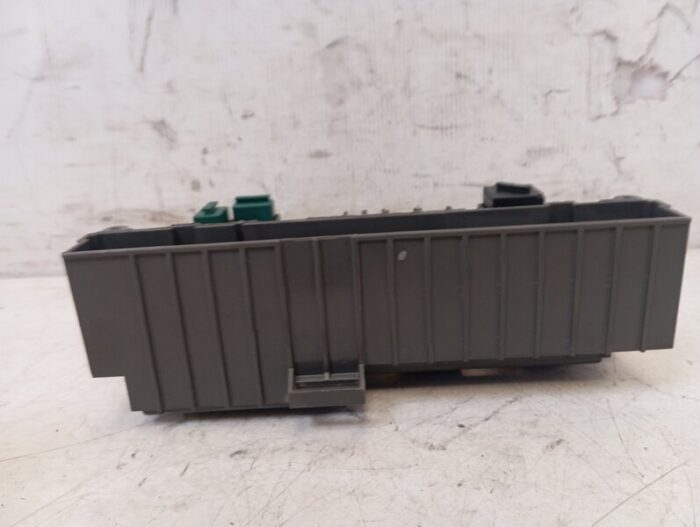 Caja Reles Fusibles BMW Serie 1 (E81/E87) 2011 diésel