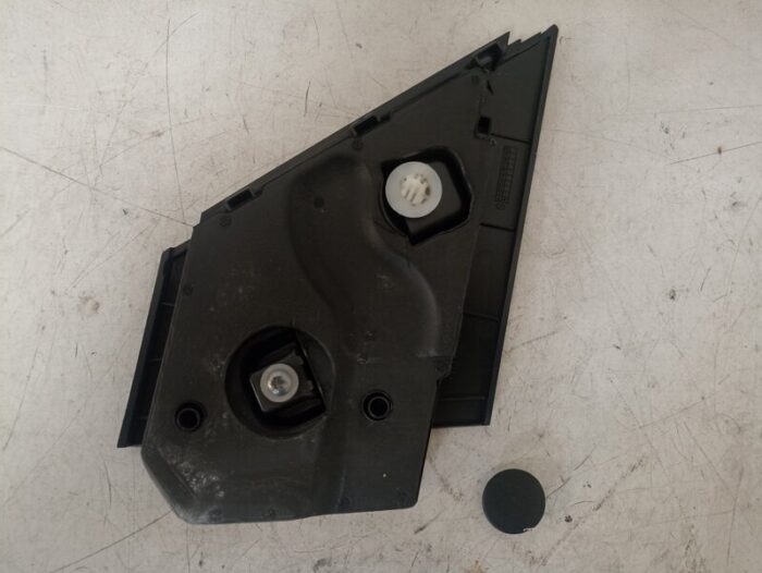 Tapa embellecedor puerta delantera derecha Seat Ibiza V FR (KJ1, KJG) 2024