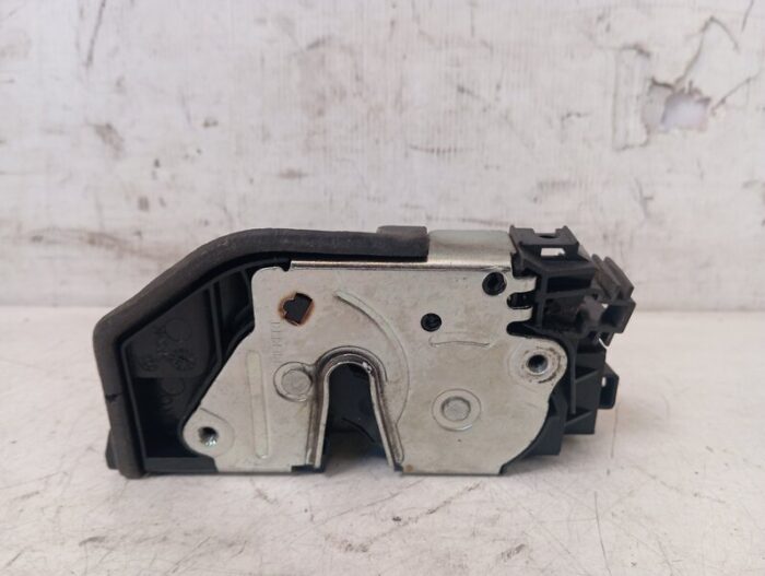 Cerradura Puerta Trasera Derecha BMW Serie 1 (E81/E87) 2011