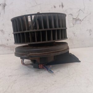 Ventilador calefacción interior Nissan Patrol III 260 1994