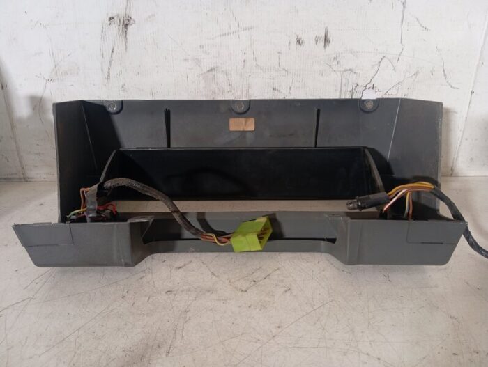 Tapa cuadro instrumentos Nissan Patrol III 260 1994